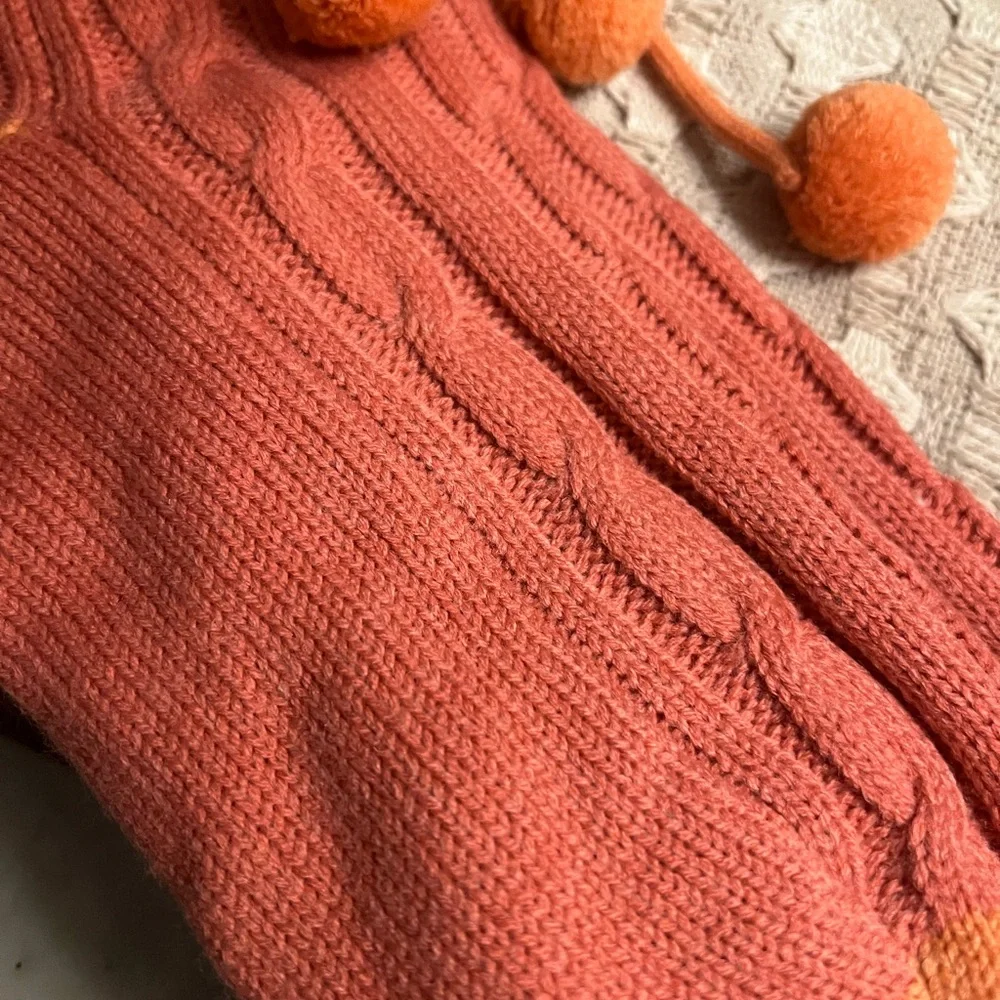 LL BEAN Maine Winter Socks‎ Cable Knit with Decorative Pom Poms Orange Wms L-XL